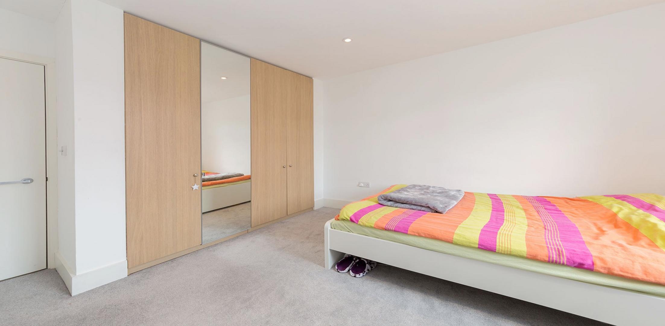 			3 Bedroom, 2 bath, 1 reception Flat			 Charteris Road, QUEENS PARK